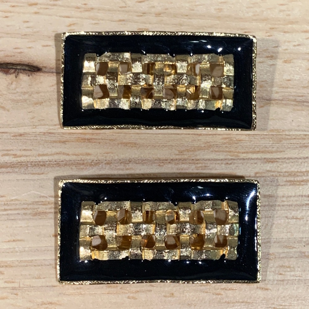 MCM Musi Shoe Clips Women OS Gold Black Enamel Basketweave Vintage Accessory